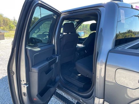 Certified 2022 Ford F150 XLT w/ Equipment Group 302A High image 10