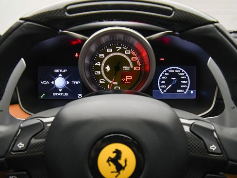 Certified 2016 Ferrari FF image 16