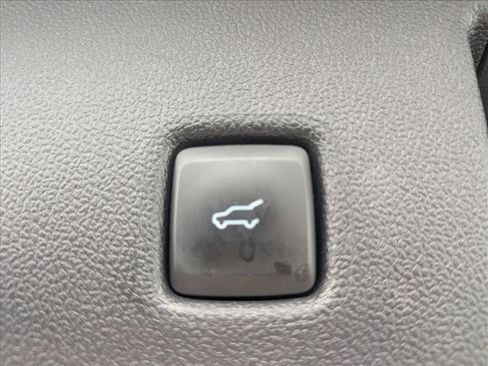 Certified 2022 Ford Escape SEL AWD/4WD image 7