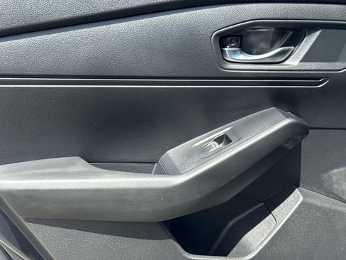 Certified 2023 Honda Accord EX image 12