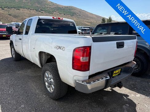 Used 2011 Chevrolet Silverado 2500 W/T AWD/4WD image 5