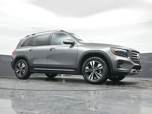 New 2026 Mercedes-Benz GLB 250 4MATIC image 36