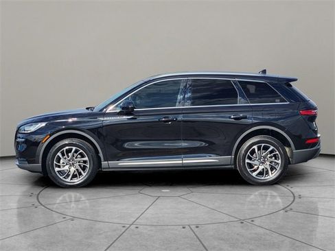 Certified 2022 Lincoln Corsair AWD w/ Equipment Group 101A image 9