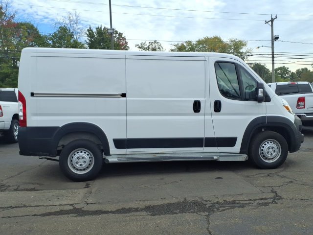 Used 2025 RAM ProMaster 2500 w/ U-Haul Equipment Group FWD image 7