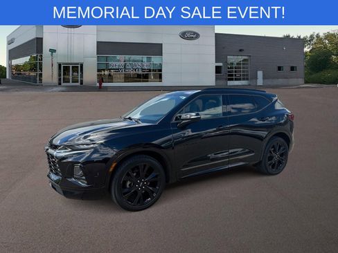 Used 2019 Chevrolet Blazer RS w/ Sun and Wheels Package AWD/4WD image 1