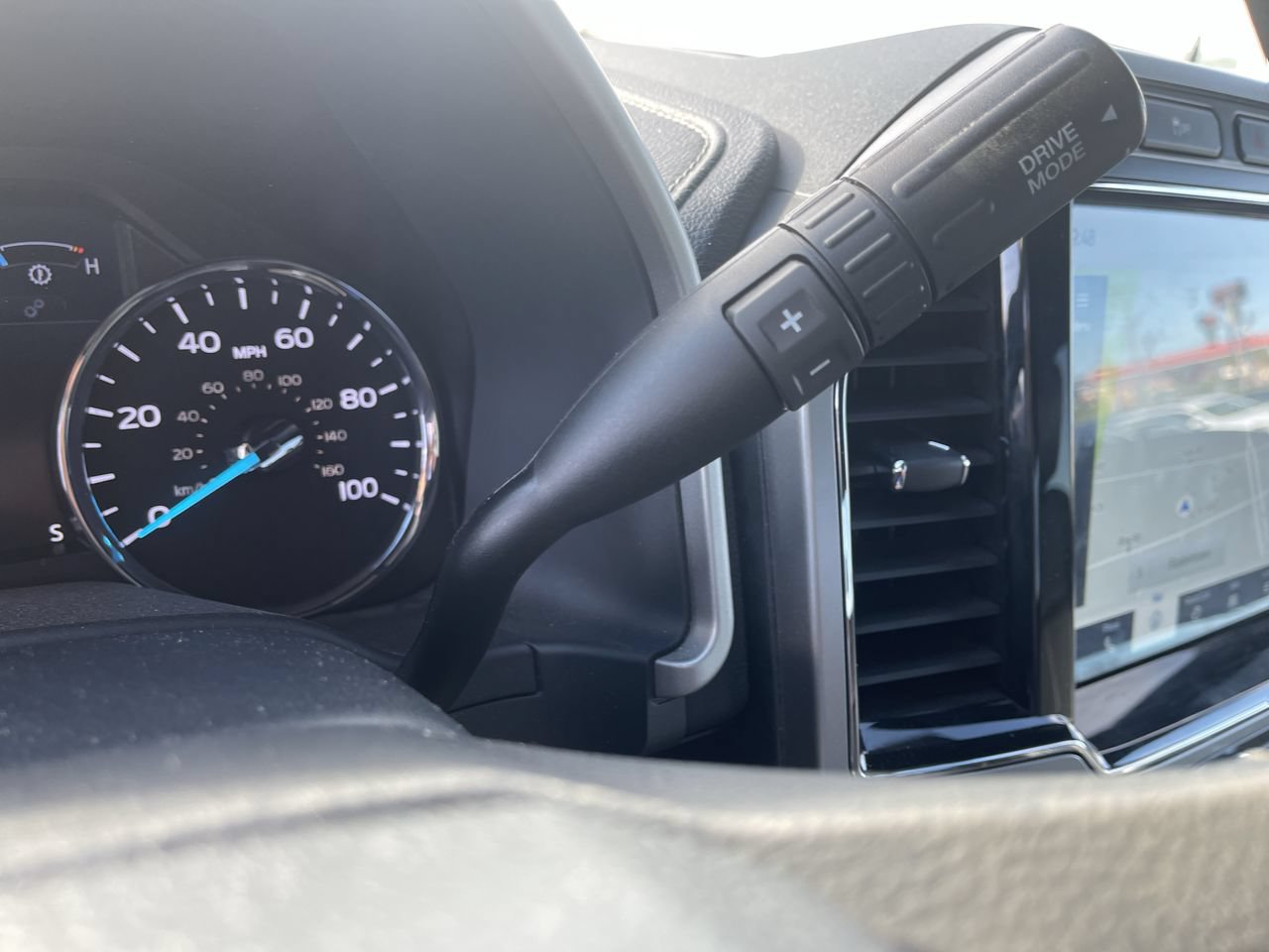 Used 2022 Ford F250 Lariat AWD/4WD image 16