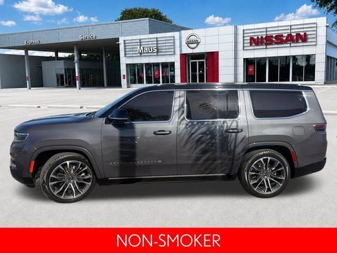 Used 2024 Jeep Grand Wagoneer Series III AWD/4WD image 5
