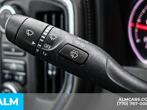 Used 2023 Chevrolet Silverado 3500 LT image 32