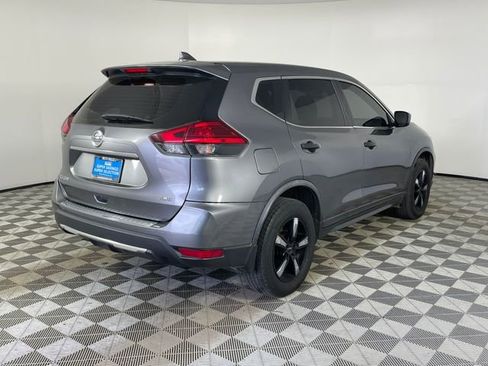 Used 2017 Nissan Rogue S AWD/4WD image 15