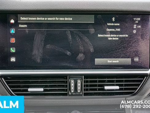 Used 2023 Porsche Cayenne AWD/4WD image 37