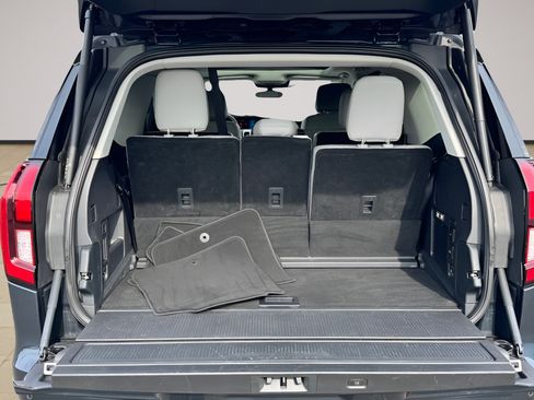 Used 2025 Ford Expedition Active AWD/4WD image 21