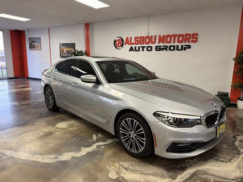Used 2018 BMW 540i RWD image 16