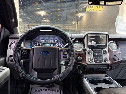 Used 2015 Ford F550 4x4 Crew Cab Super Duty image 24