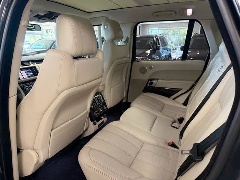 Used 2014 Land Rover Range Rover HSE AWD/4WD image 11
