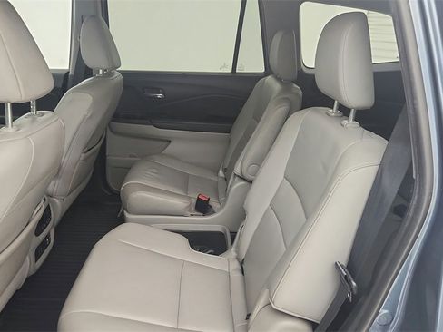 Used 2020 Honda Pilot Touring image 28