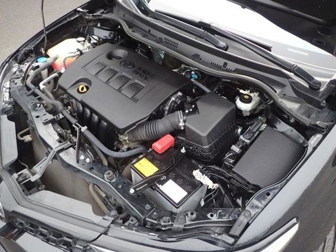 Used 2018 Toyota Corolla iM w/ Carpet Mat Package (TMS) FWD image 22
