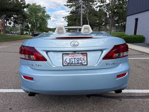 Used 2010 Lexus IS 250C RWD image 16