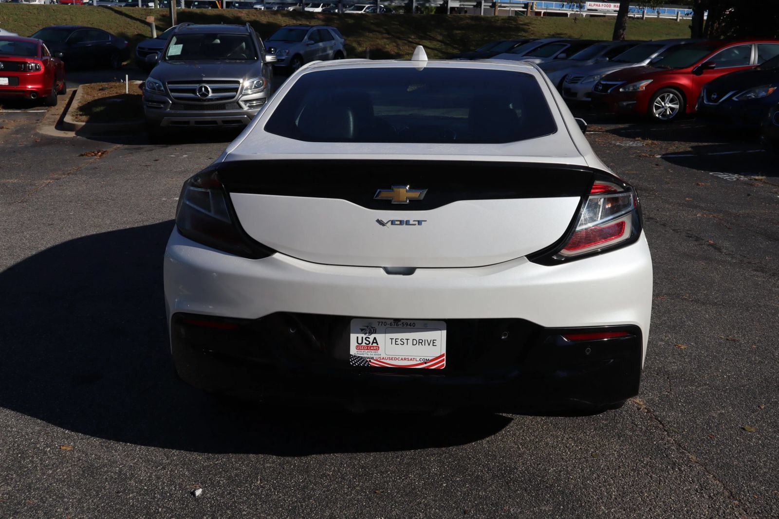Used 2017 Chevrolet Volt Premier w/ Driver Confidence II Package FWD image 5