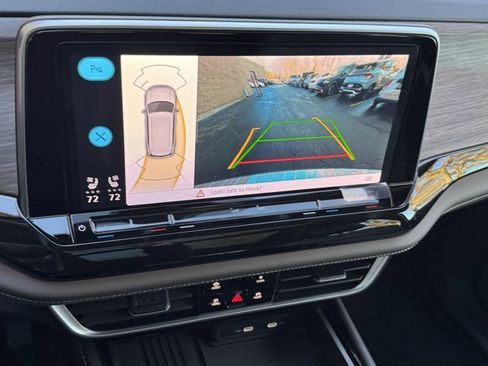 New 2026 Volkswagen Atlas SEL image 25