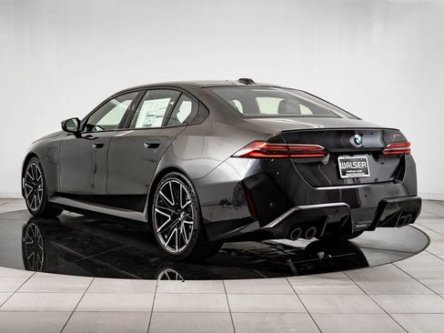 New 2026 BMW M5 w/ Executive Package AWD/4WD image 10