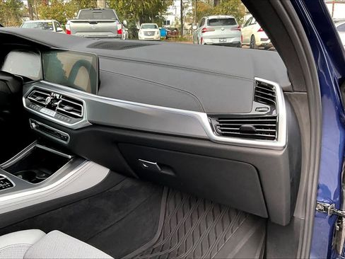 Certified 2023 BMW X5 xDrive45e w/ Luxury Seating Package image 18