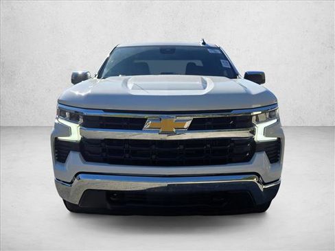Used 2023 Chevrolet Silverado 1500 LT image 2