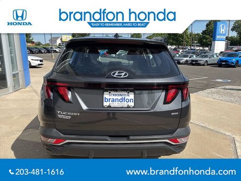 Used 2023 Hyundai Tucson SE AWD/4WD image 5