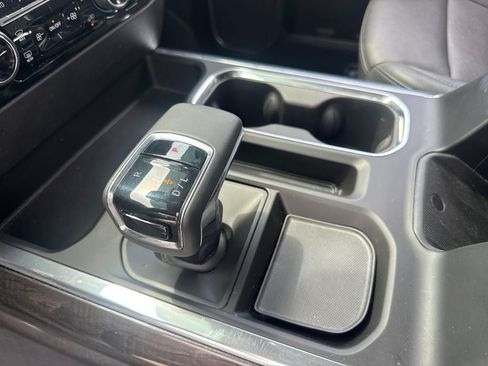 Used 2023 Chevrolet Silverado 1500 LTZ AWD/4WD image 21