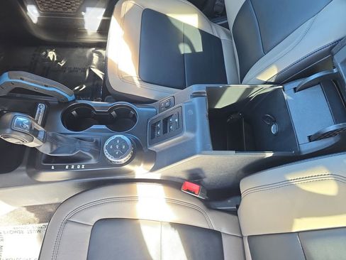 Used 2023 Ford Bronco Wildtrak image 23