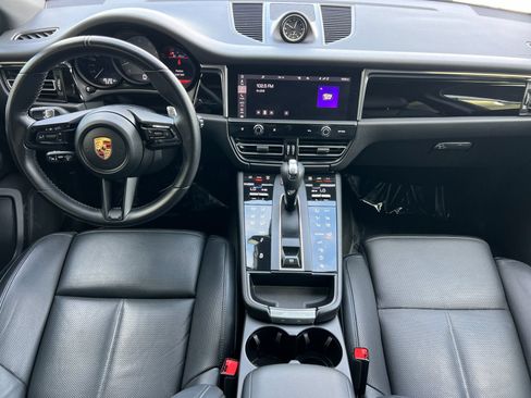 Certified 2023 Porsche Macan S AWD/4WD image 6