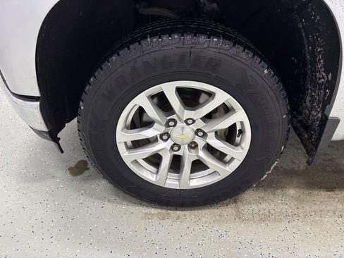 Used 2020 Chevrolet Silverado 1500 LT w/ All-Star Edition image 8