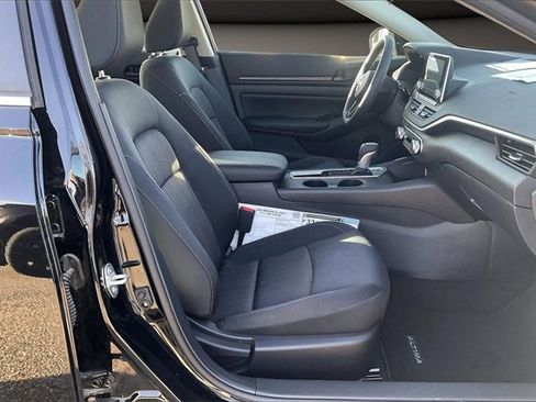 Certified 2025 Nissan Altima 2.5 S image 7