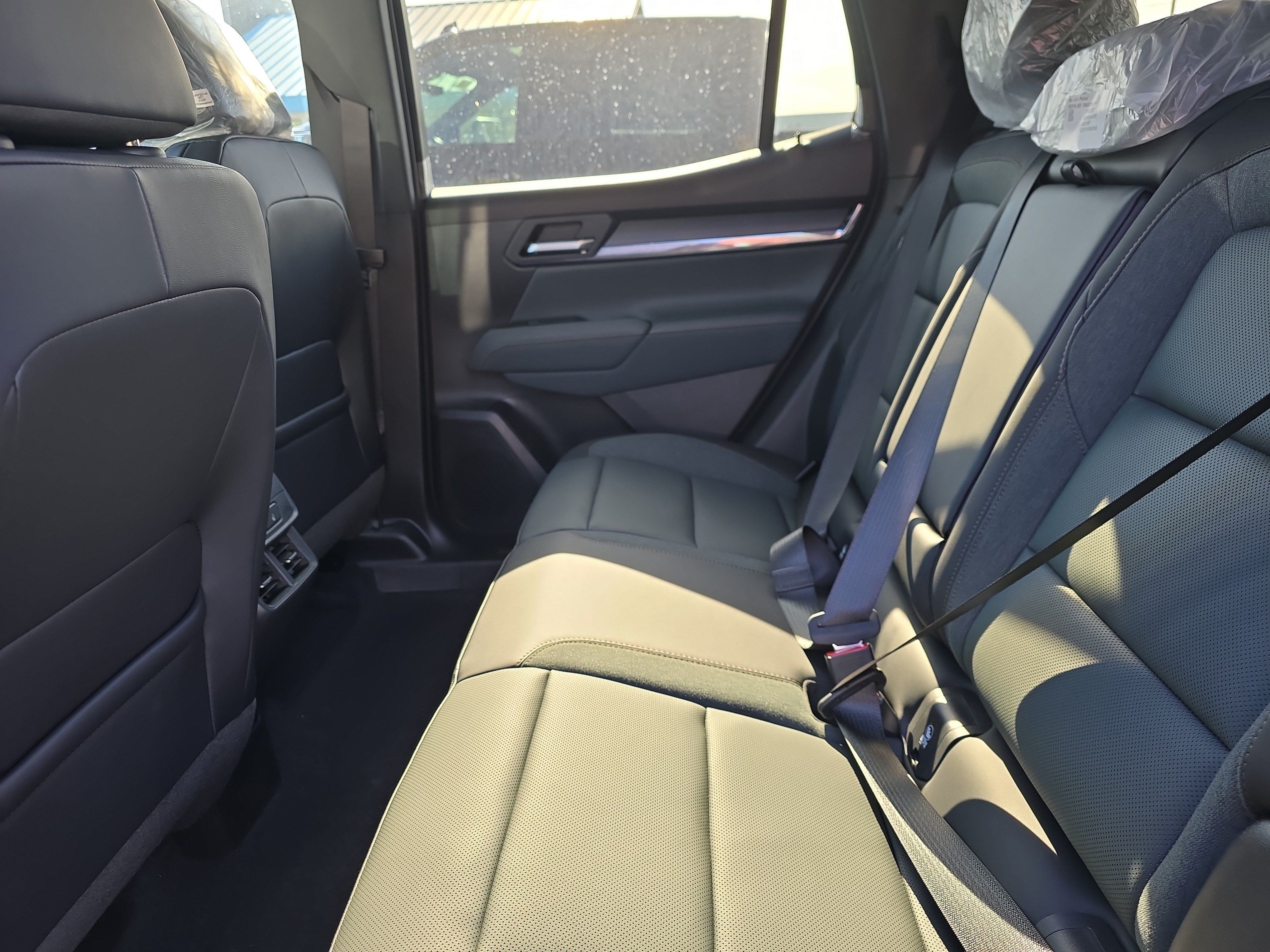 New 2027 GMC Terrain AT4 w/ Convenience Package III AWD/4WD image 13