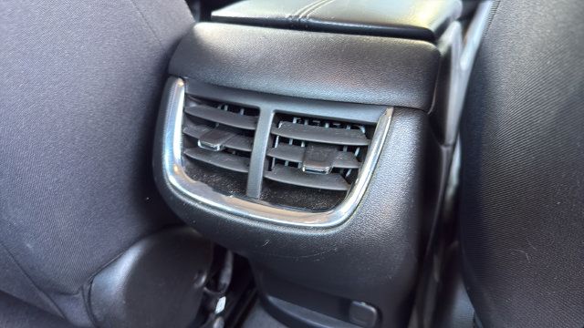 Used 2025 Chevrolet Malibu LT FWD image 29