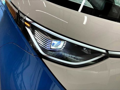 New 2025 Volkswagen ID. Buzz 1st Edition image 31