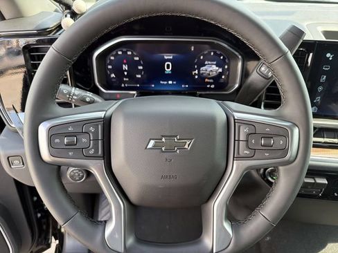 New 2026 Chevrolet Silverado 1500 RST AWD/4WD image 15