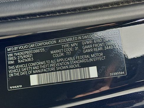 Used 2025 Volvo XC90 B6 Plus AWD/4WD image 48