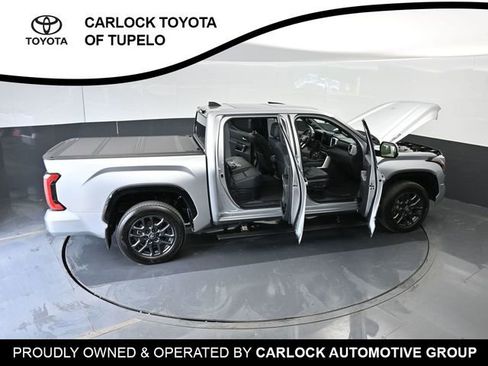 Used 2025 Toyota Tundra Platinum AWD/4WD image 50