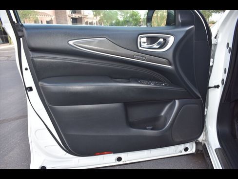 Used 2017 INFINITI QX60 FWD image 18