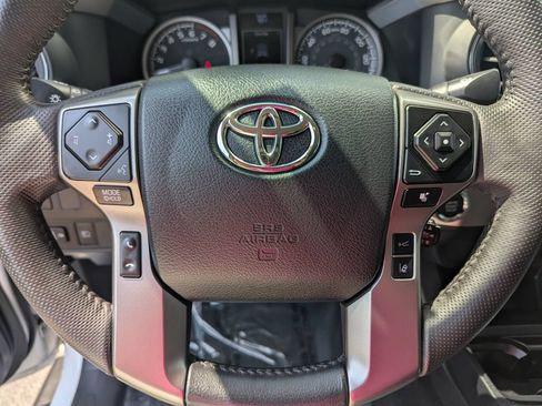 Used 2023 Toyota Tacoma SR5 RWD image 15