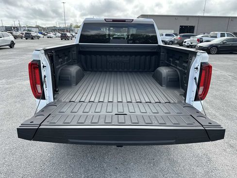 Used 2024 GMC Sierra 1500 SLT w/ SLT Premium Plus Package image 29