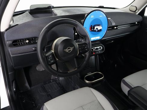 Used 2025 MINI Cooper S image 7