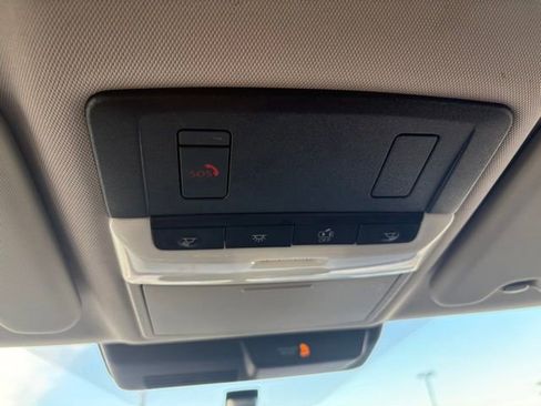 Used 2022 Mitsubishi Outlander SE image 15