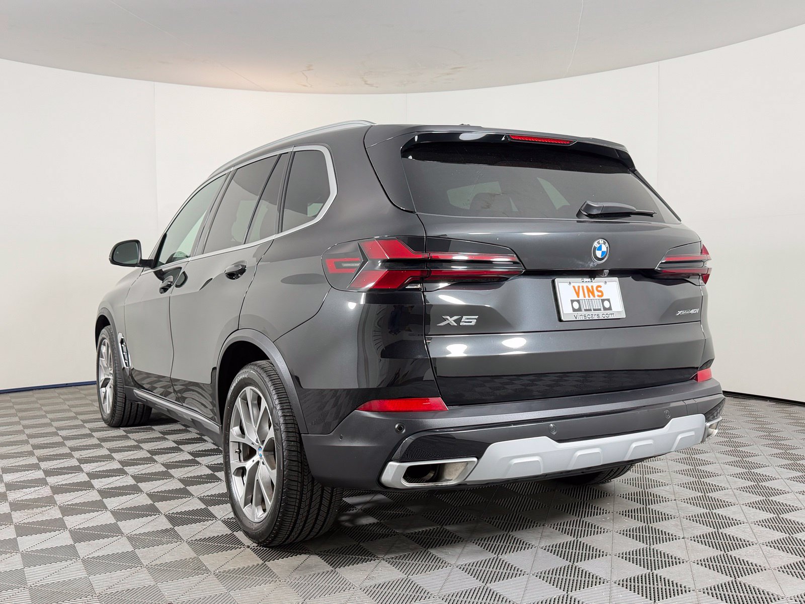 Used 2025 BMW X5 xDrive40i AWD/4WD image 6