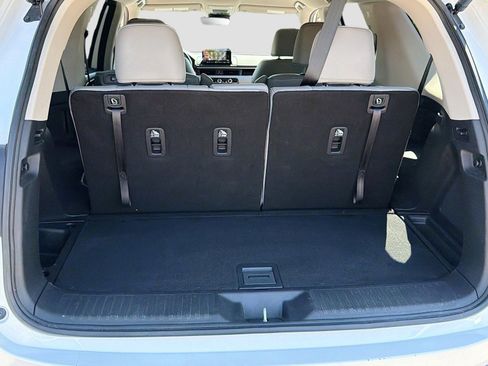 Used 2023 Honda Pilot EX-L image 25