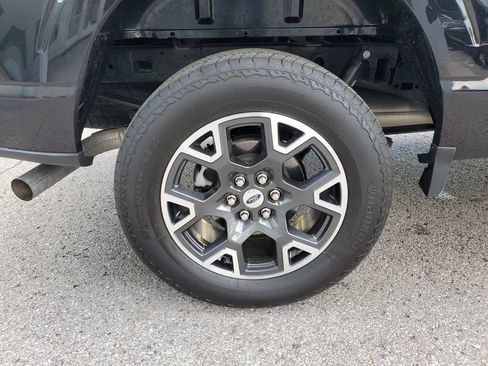 Used 2025 Ford F150 STX w/ Equipment Group 200A AWD/4WD image 5