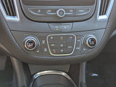 Used 2024 Chevrolet Malibu LT image 22