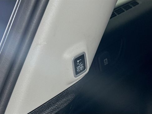 Used 2022 Jeep Grand Cherokee Limited 4xe w/ Luxury Tech Group II image 30