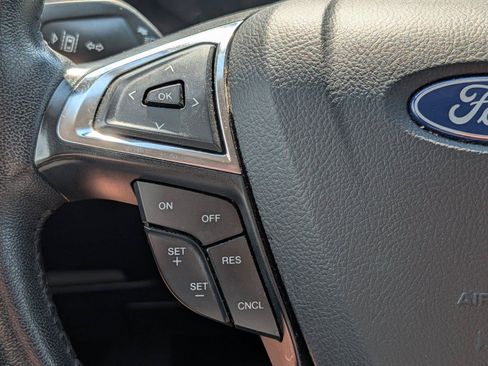 Used 2024 Ford Edge SEL AWD/4WD image 23