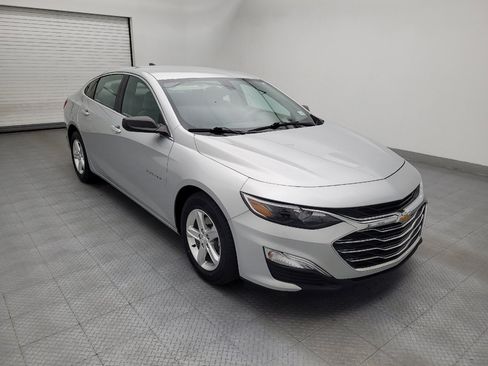 Used 2020 Chevrolet Malibu LS w/ LPO, Convenience Package 1 FWD image 13